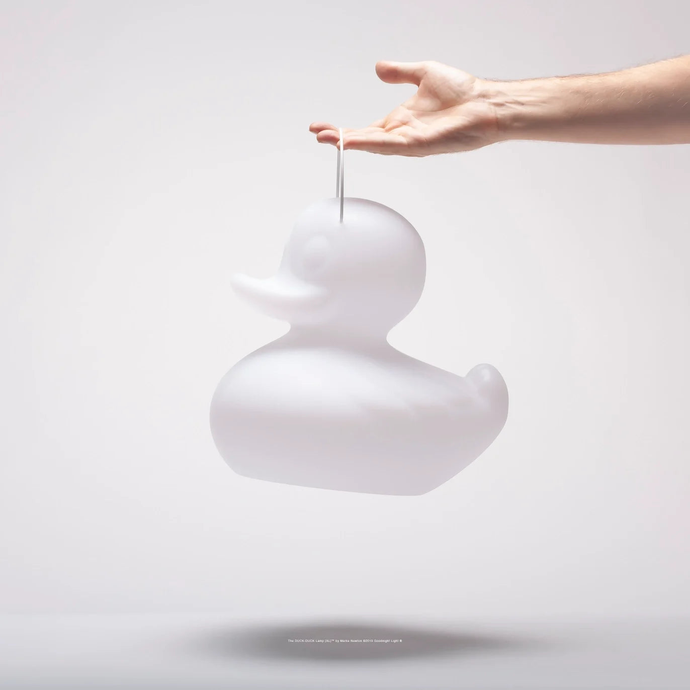 Lampka basenowa LED bezprzewodowa w kształcie kaczki 31cm — Small Duck Lamp