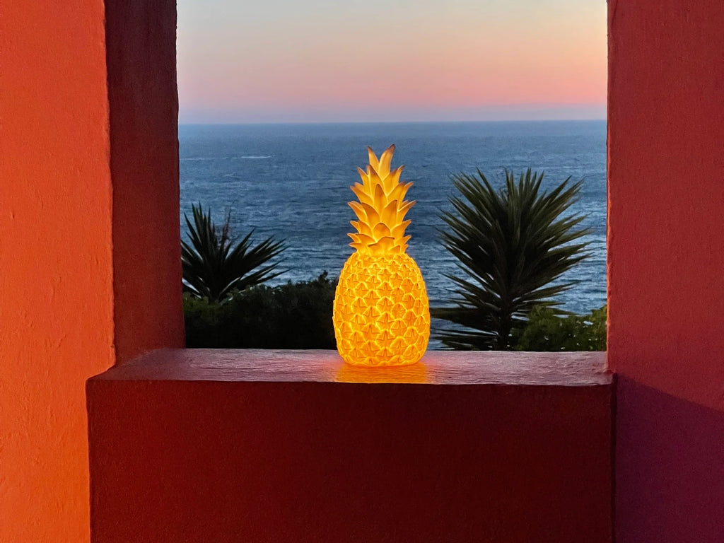 Lampa Dekoracyjna LED do wnętrz i przestrzeni outdoor  – Piña Colada Lamp