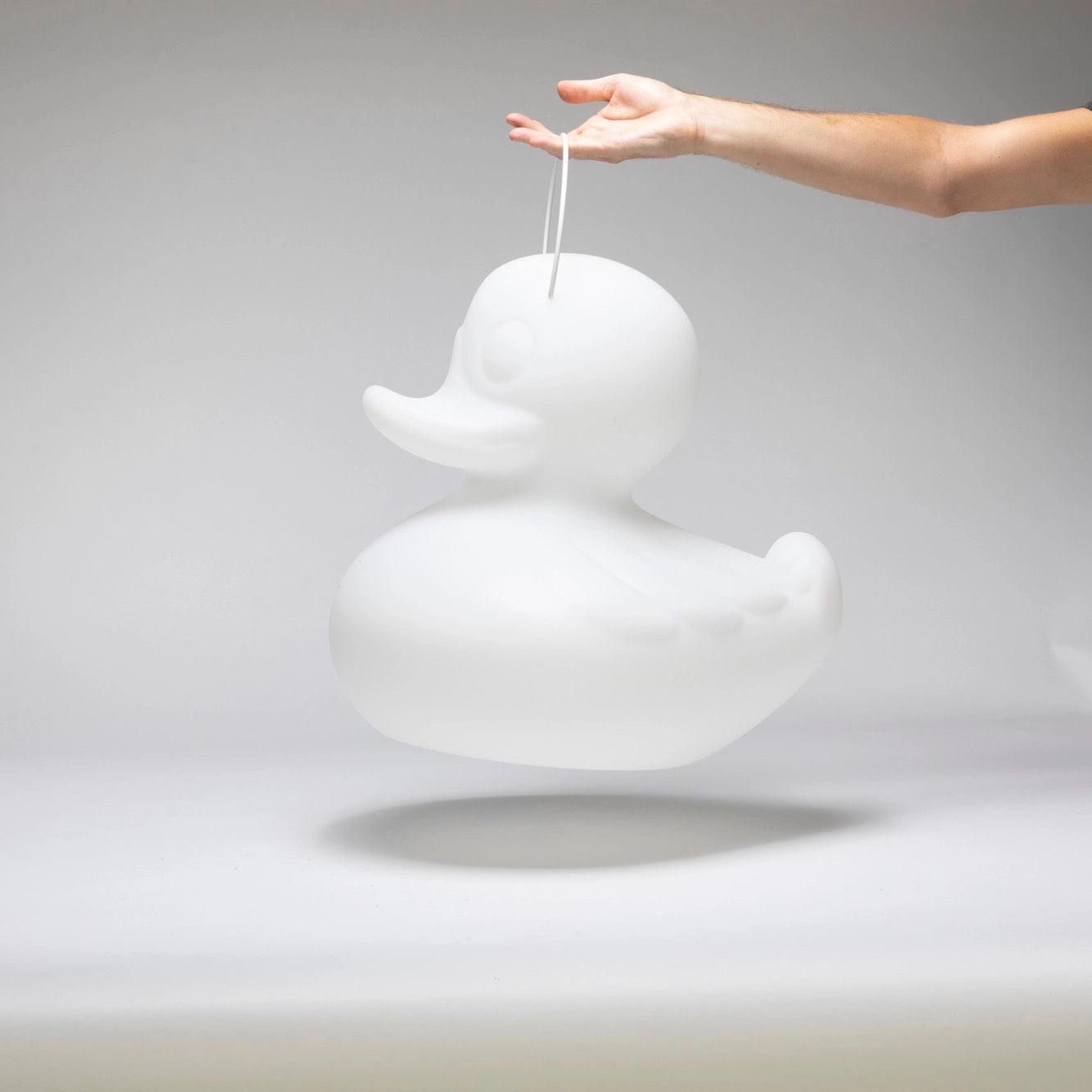 Lampa pływająca do basenu, ogrodu i wnętrz LED akumulatorowa 51cm – Duck Lamp XL